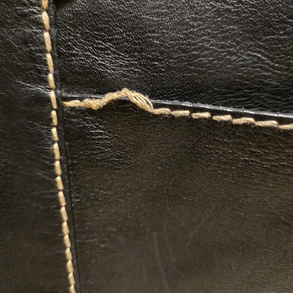 Fossil Black Pebbled Leather Laptop Bag With Cross Body Strap - Picture 7 of 7